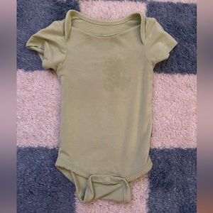 Kyte Baby Short Sleeve Bodysuit